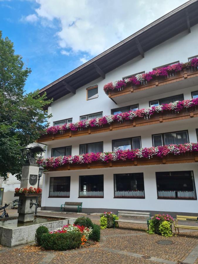 Gasthof Hotel Kirchenwirt Zell am Ziller Bagian luar foto