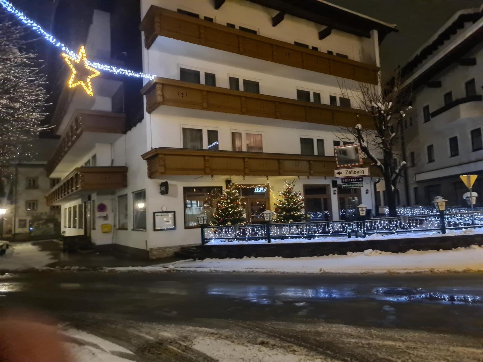 Gasthof Hotel Kirchenwirt Zell am Ziller Bagian luar foto