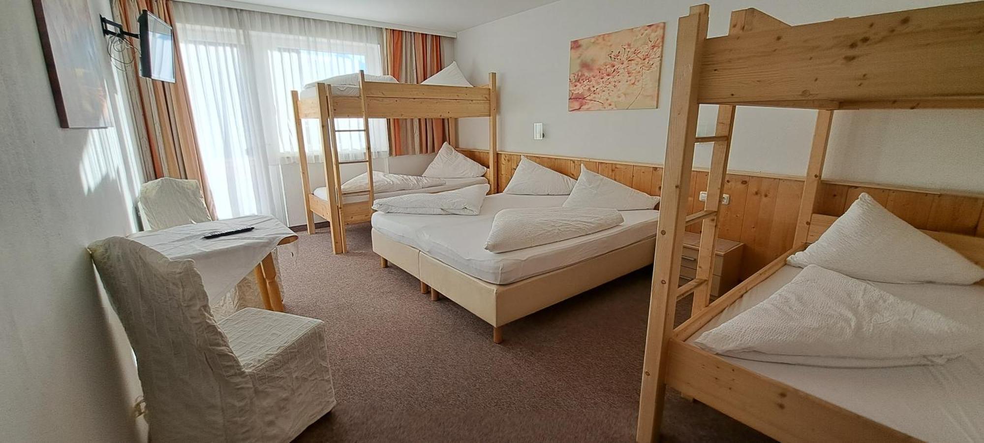 Gasthof Hotel Kirchenwirt Zell am Ziller Bagian luar foto